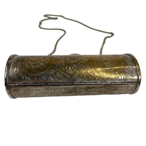 Vintage Peacock Flower Engraved Brass Pillow Purse Chain Strap 7" x 4.5" - Picture 4 of 16